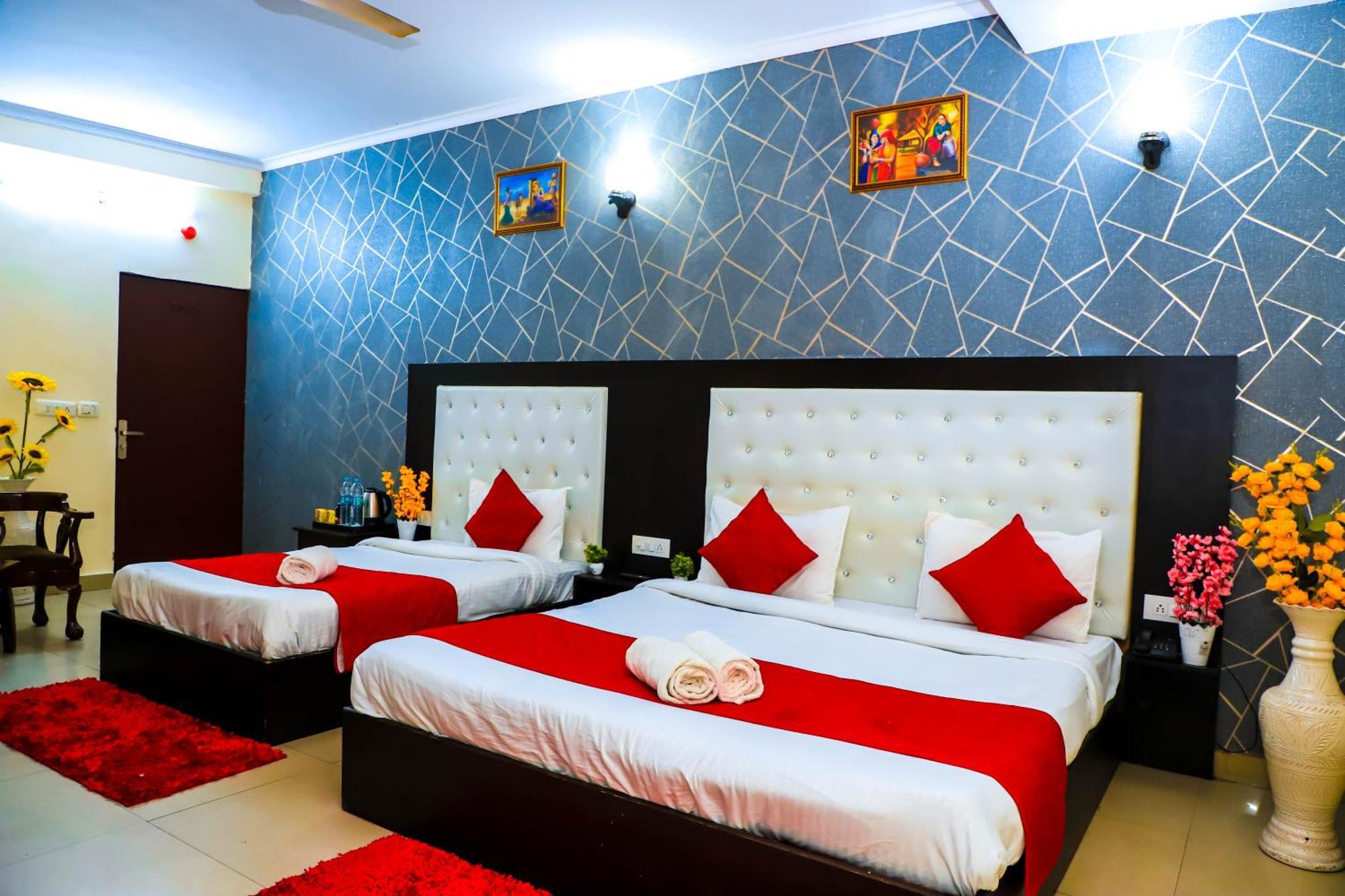 Hotel Global Inn By Quality Inn New Delhi Exterior photo