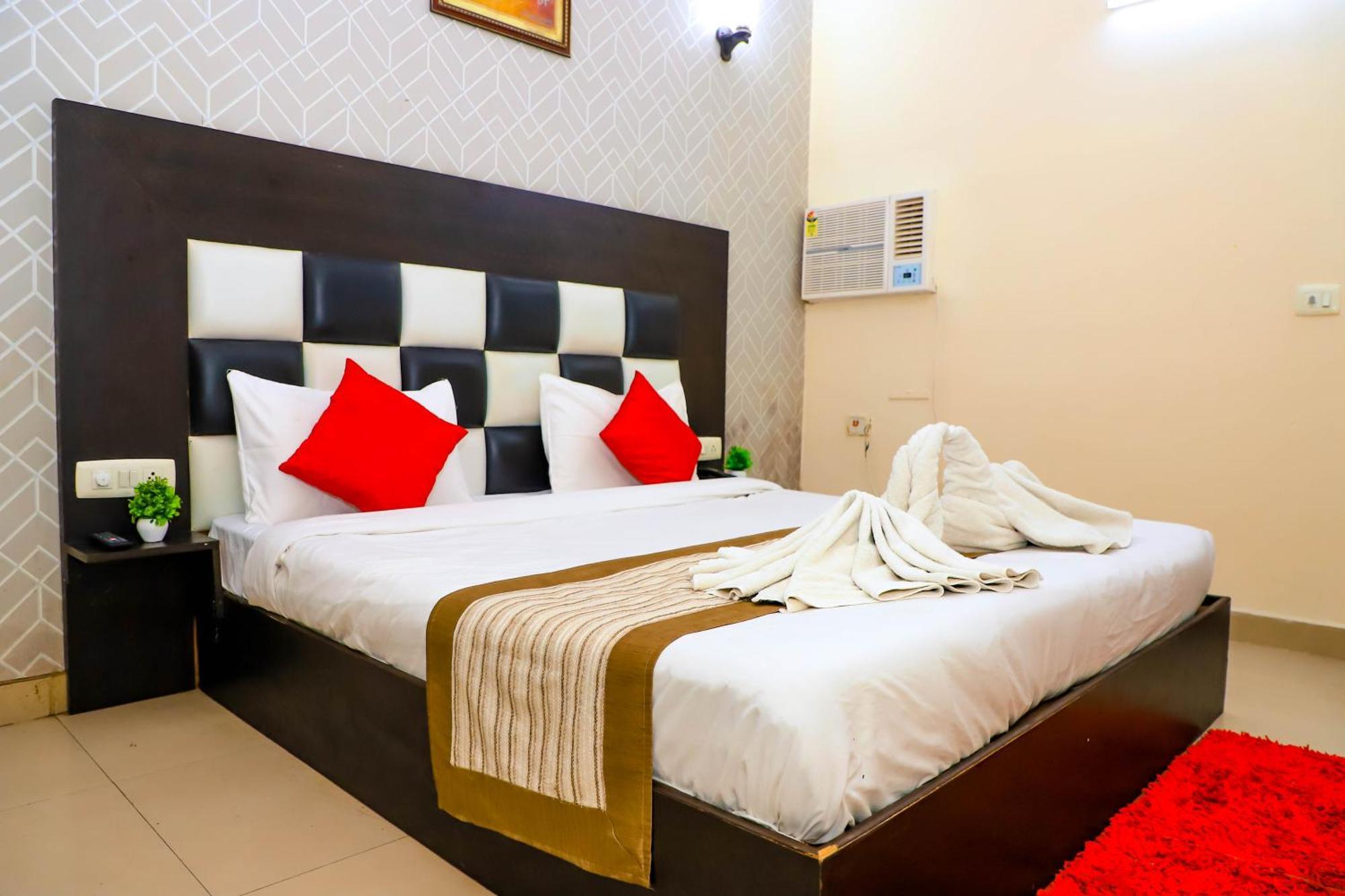 Hotel Global Inn By Quality Inn New Delhi Exterior photo